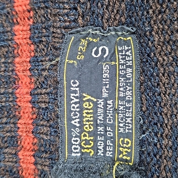 Vintage 70s JCPenny Rust & Brown V Neck Southwest Aztec Knit Pullover Sweater - Picture 13 of 16